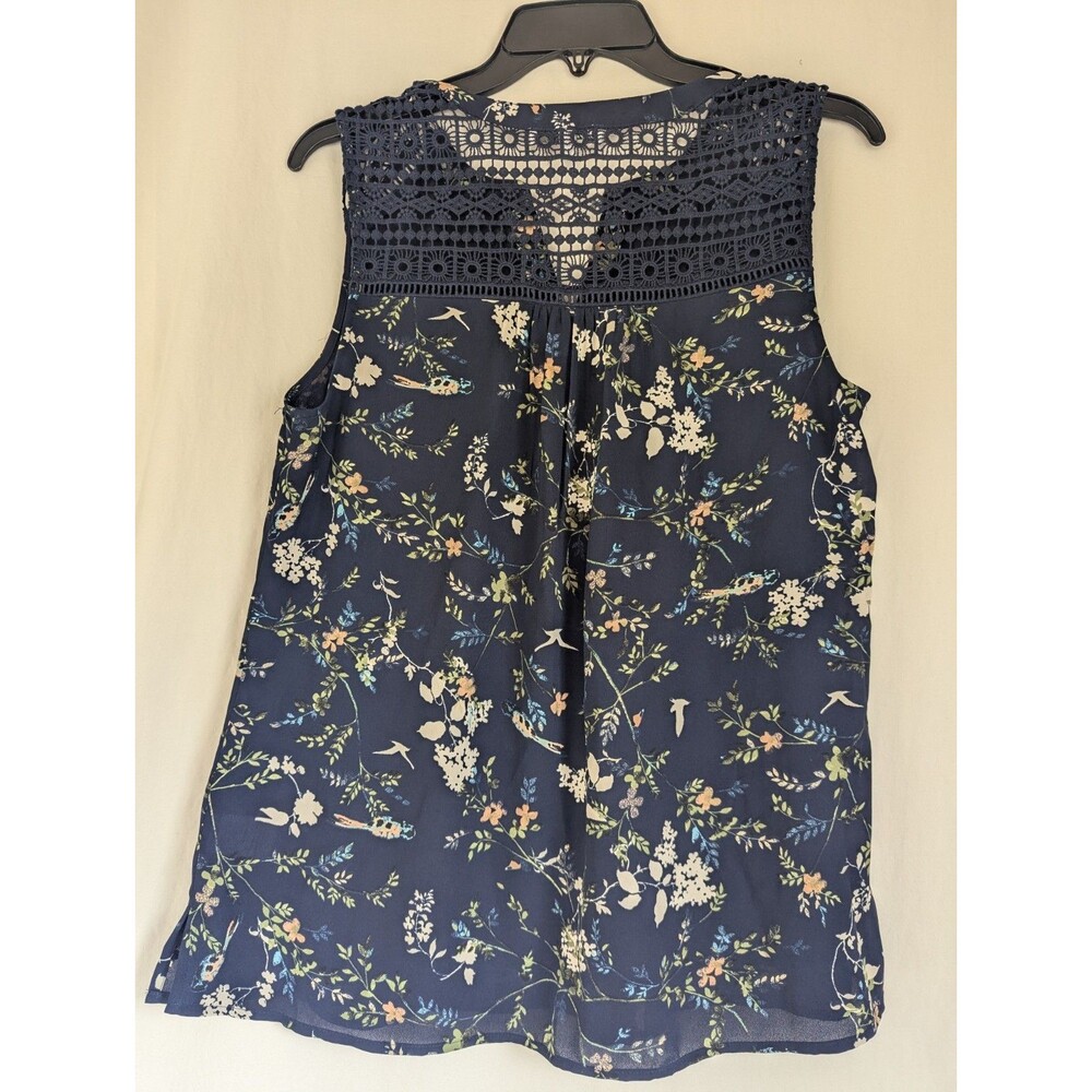 DR2 Tank Top Blouse Size М Womans Navy Blue Floral Sleeveless Crochet Trim - Picture 2 of 7